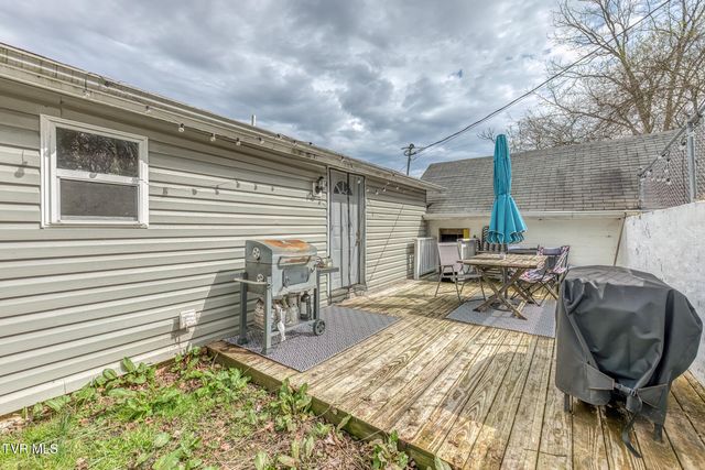 380 Bristol Caverns Highway, Bristol, TN 37620