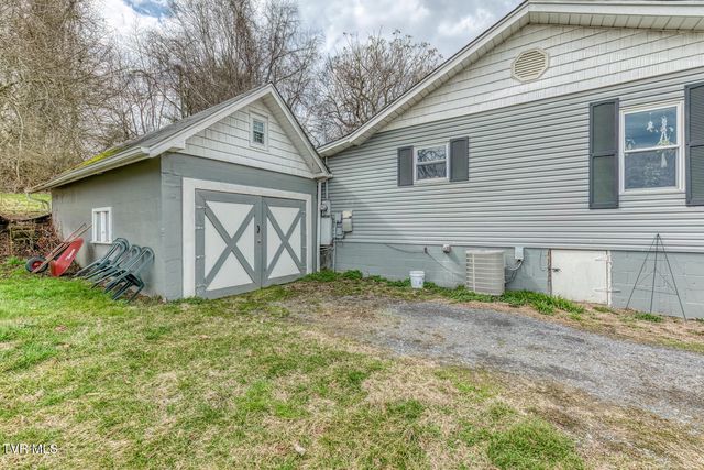 380 Bristol Caverns Highway, Bristol, TN 37620