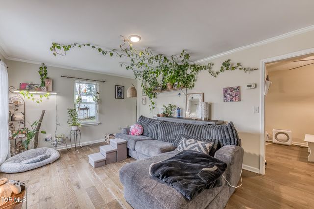 380 Bristol Caverns Highway, Bristol, TN 37620