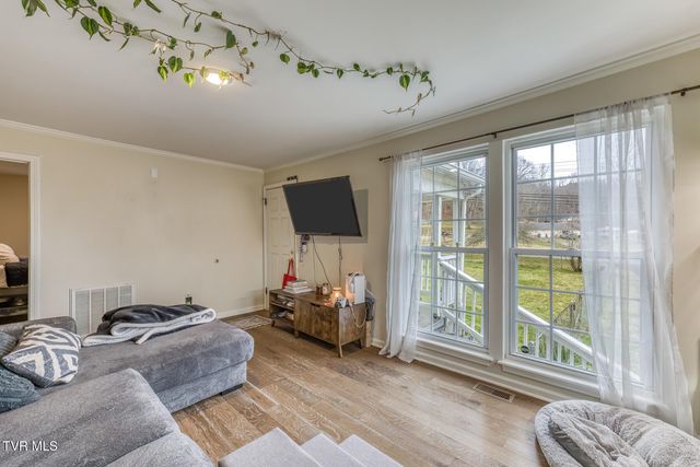 380 Bristol Caverns Highway, Bristol, TN 37620