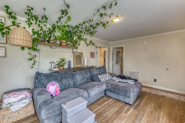 380 Bristol Caverns Highway, Bristol, TN 37620