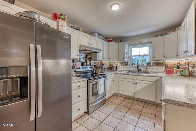 380 Bristol Caverns Highway, Bristol, TN 37620