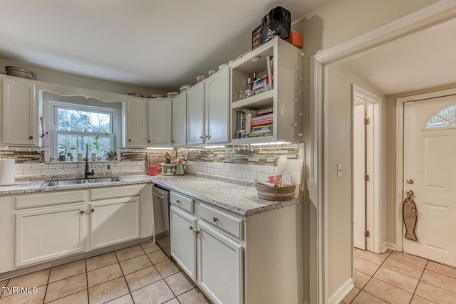 380 Bristol Caverns Highway, Bristol, TN 37620