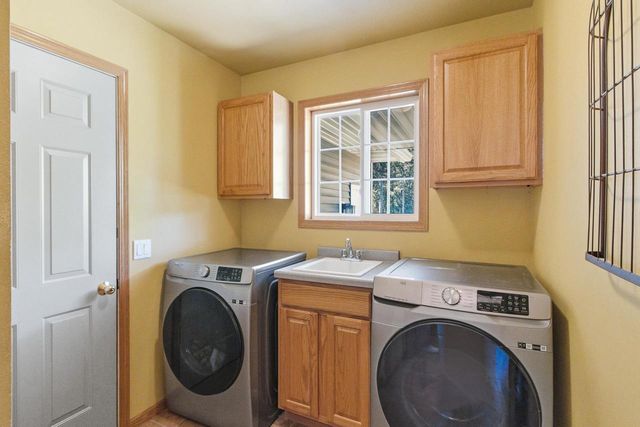 N7579 Pine Ridge Circle, Portage, WI 53901