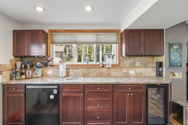 N7579 Pine Ridge Circle, Portage, WI 53901