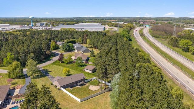N7579 Pine Ridge Circle, Portage, WI 53901