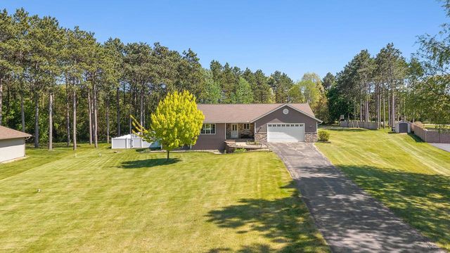 N7579 Pine Ridge Circle, Portage, WI 53901