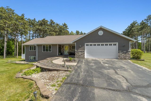 N7579 Pine Ridge Circle, Portage, WI 53901