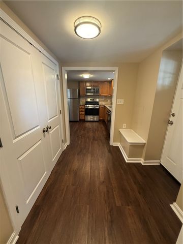 104 John Street, Providence, RI 02906