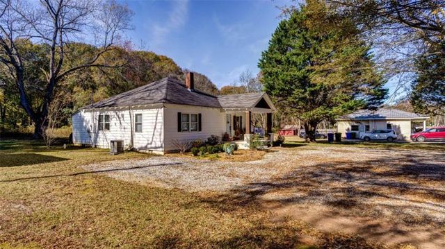 1328 S Madison S Avenue, Monroe, GA 30655