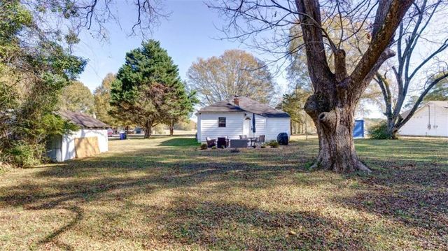 1328 S Madison S Avenue, Monroe, GA 30655