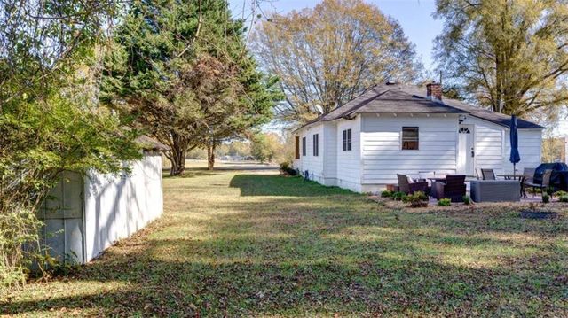 1328 S Madison S Avenue, Monroe, GA 30655