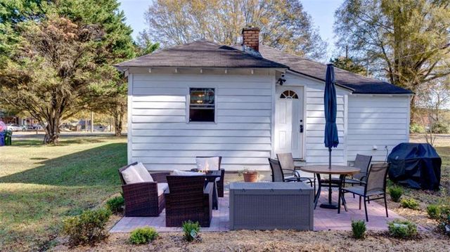 1328 S Madison S Avenue, Monroe, GA 30655