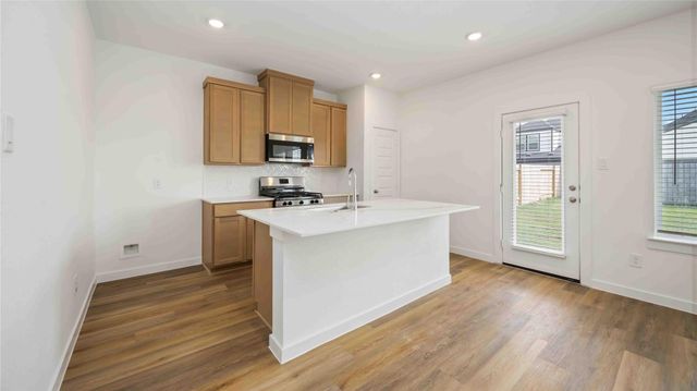 2616 Mchenry Landing Lane, Houston, TX 77051