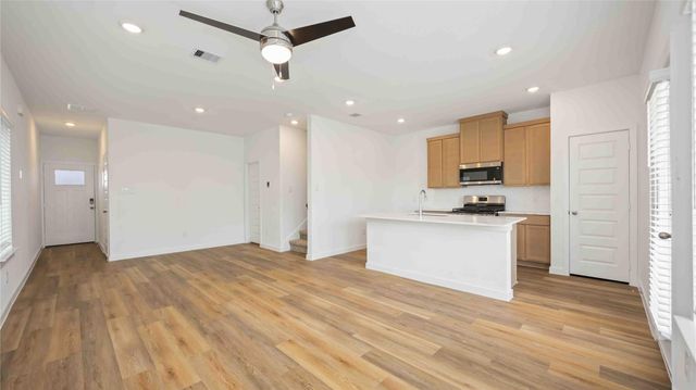 2616 Mchenry Landing Lane, Houston, TX 77051