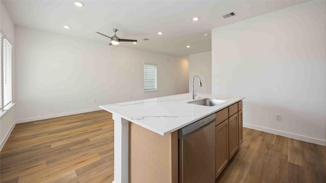 2616 Mchenry Landing Lane, Houston, TX 77051