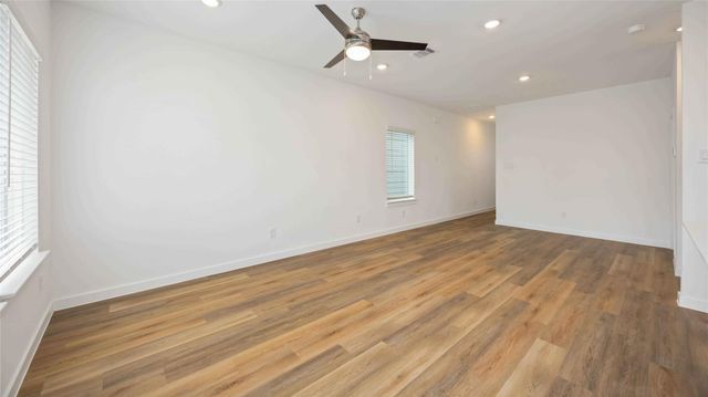 2616 Mchenry Landing Lane, Houston, TX 77051