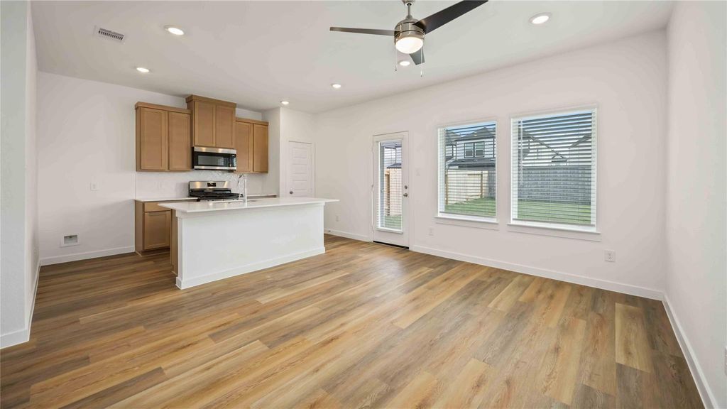 2616 Mchenry Landing Lane, Houston, TX 77051
