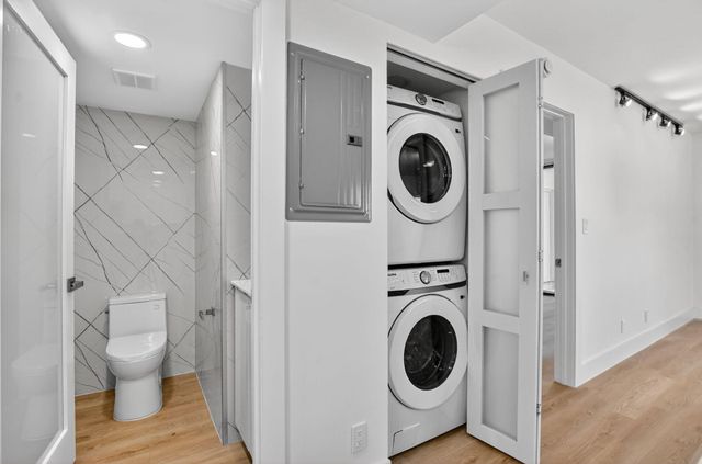 400 W Hidden Valley Boulevard 406, Boca Raton, FL 33487