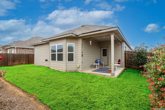 1910 Esplanade, New Braunfels, TX 78130