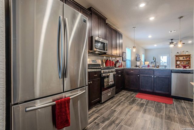 1910 Esplanade, New Braunfels, TX 78130