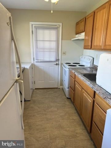 5 W STEPHEN DR, Newark, DE 19713