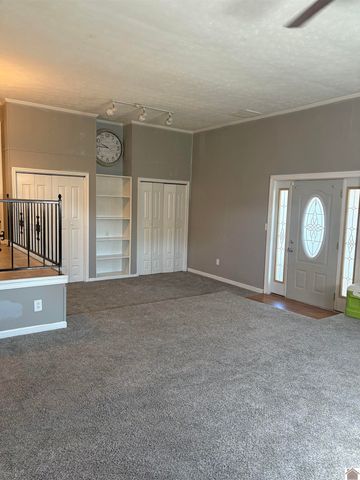 5355 Mayfield Metropolis Rd, Paducah, KY 42001
