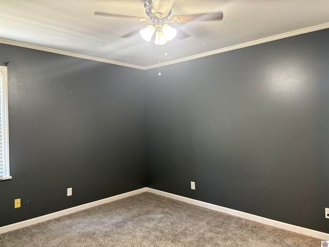 5355 Mayfield Metropolis Rd, Paducah, KY 42001