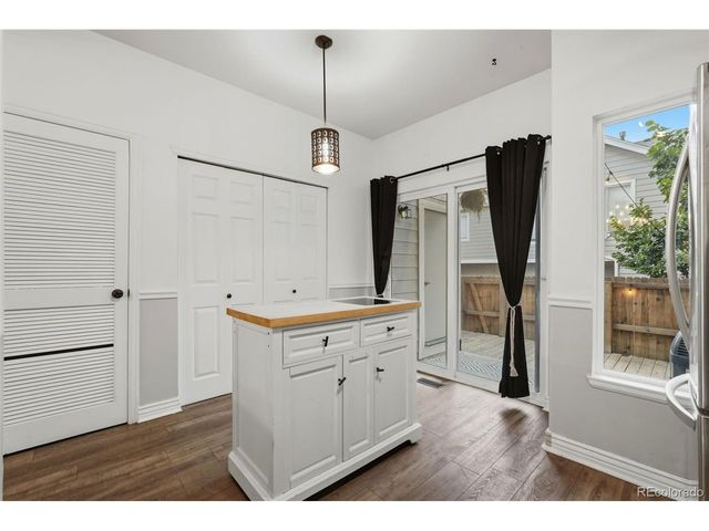 9647 W Chatfield Ave E, Littleton, CO 80128