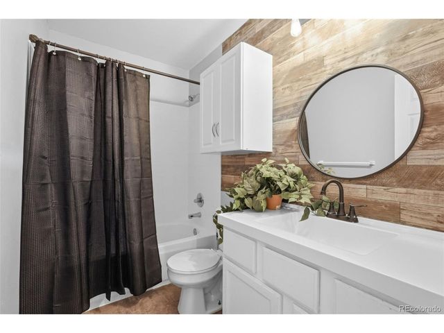 9647 W Chatfield Ave E, Littleton, CO 80128