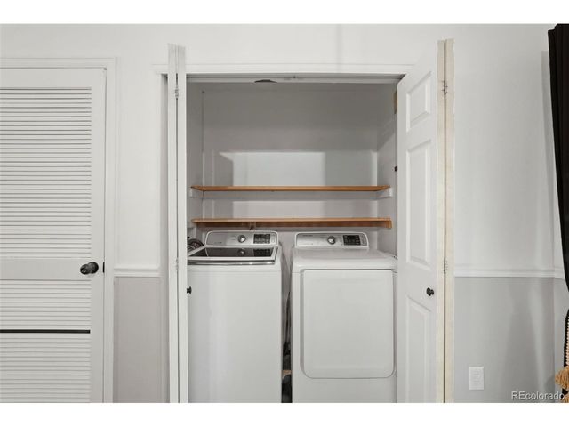 9647 W Chatfield Ave E, Littleton, CO 80128