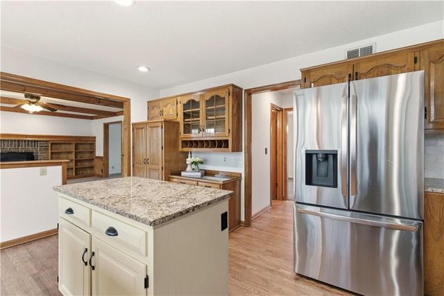 14202 115 Street, Olathe, KS 66062