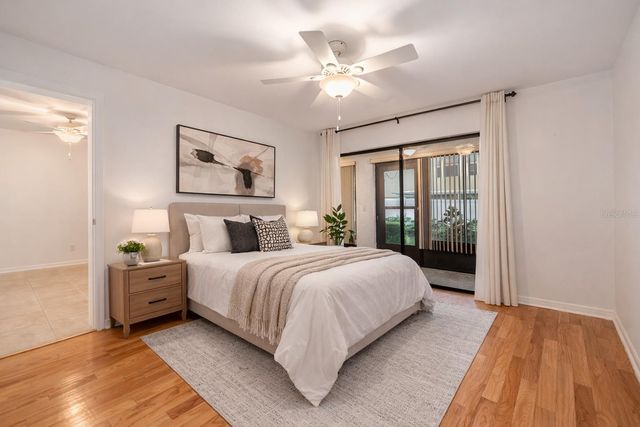 2020 LAKEVIEW DRIVE 105, Clearwater, FL 33763