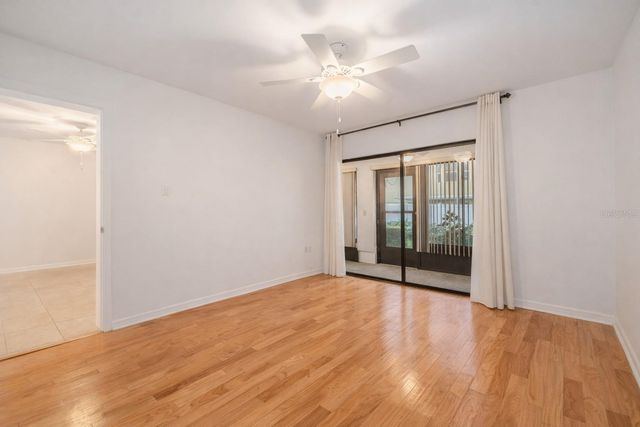 2020 LAKEVIEW DRIVE 105, Clearwater, FL 33763