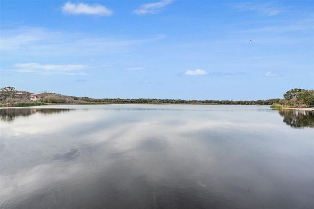 2020 LAKEVIEW DRIVE 105, Clearwater, FL 33763