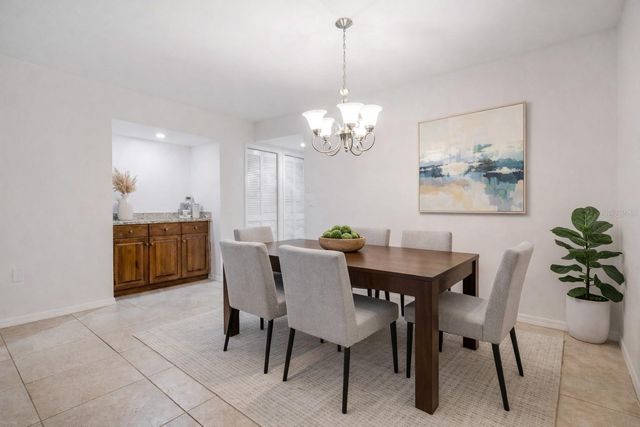 2020 LAKEVIEW DRIVE 105, Clearwater, FL 33763