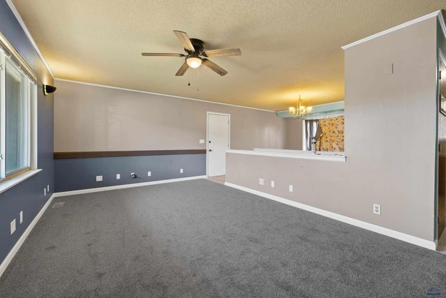 768 LION DR, Rapid City, SD 57701