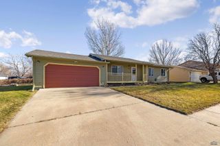 768 LION DR, Rapid City, SD 57701