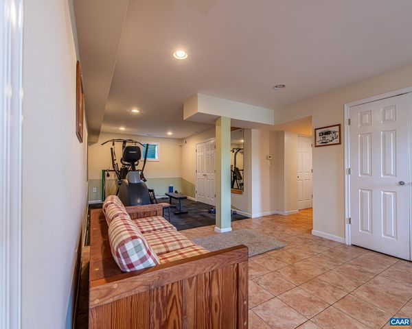 615 RIGGS RD, Louisa, VA 23093