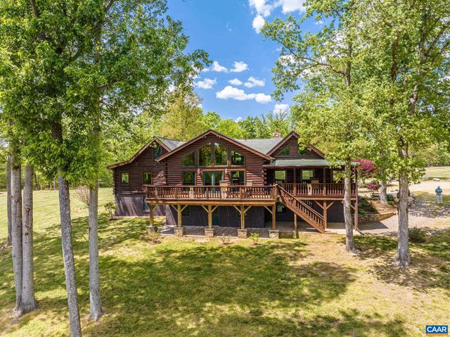 615 RIGGS RD, Louisa, VA 23093