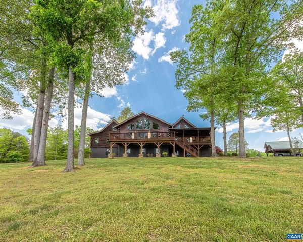 615 RIGGS RD, Louisa, VA 23093