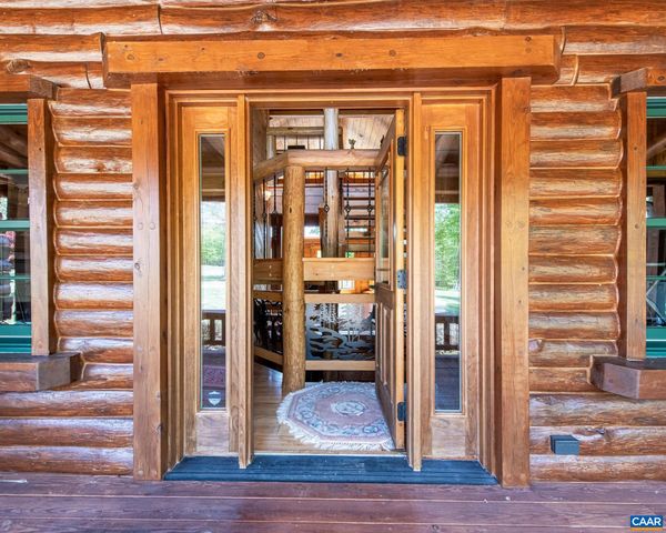 615 RIGGS RD, Louisa, VA 23093