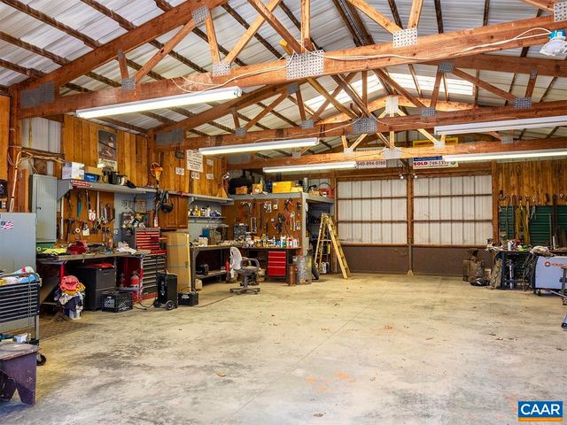 615 RIGGS RD, Louisa, VA 23093