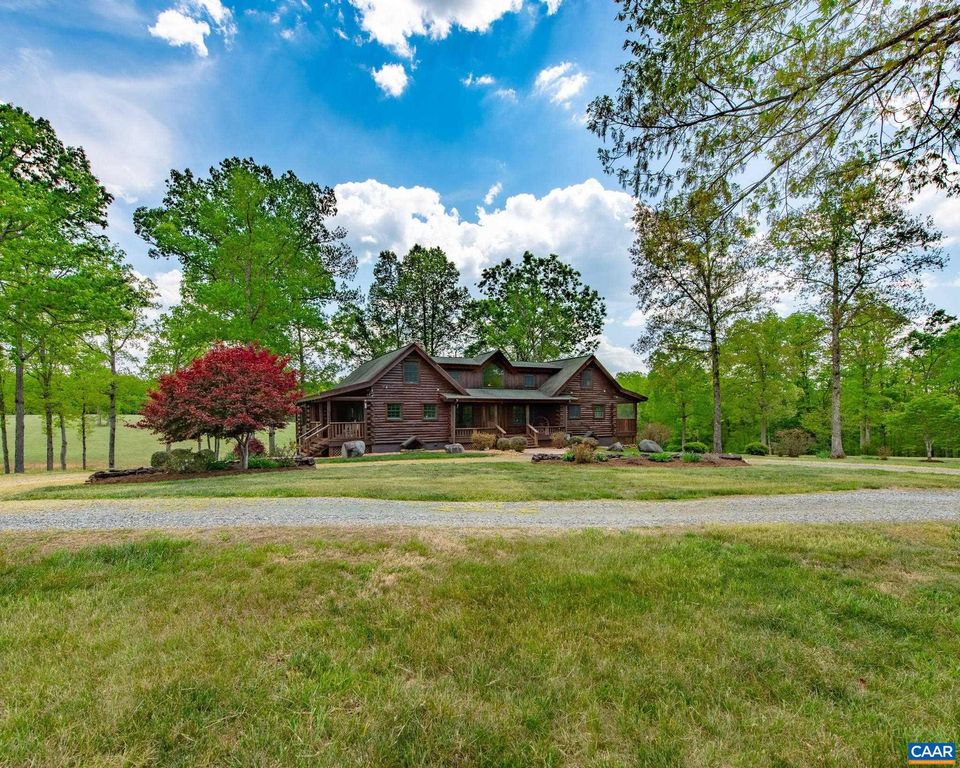 615 RIGGS RD, Louisa, VA 23093