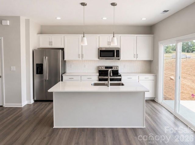 5816 Salamander Run Lane 43, Charlotte, NC 28215