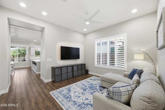 862 E HAMPTON Lane, Gilbert, AZ 85295