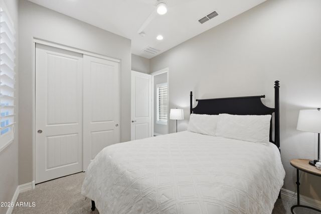 862 E HAMPTON Lane, Gilbert, AZ 85295