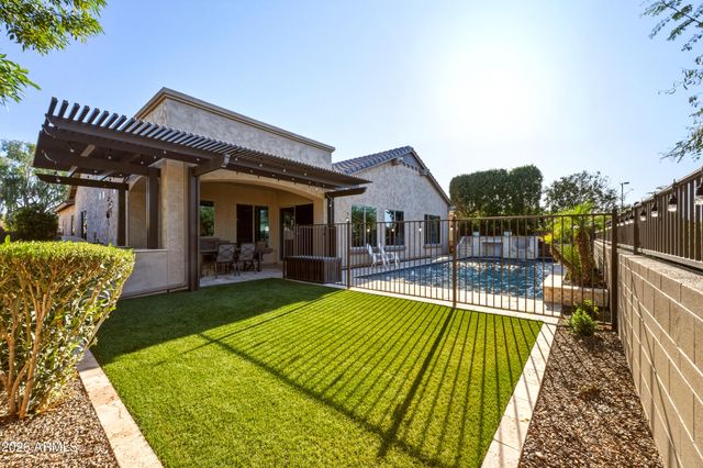 862 E HAMPTON Lane, Gilbert, AZ 85295