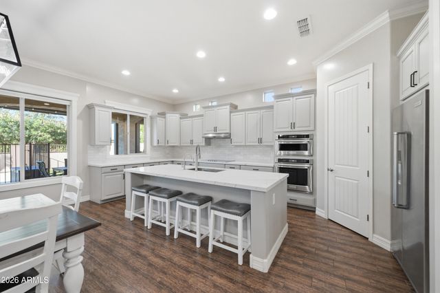 862 E HAMPTON Lane, Gilbert, AZ 85295