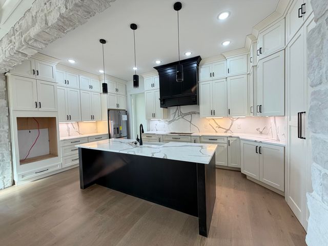 516 Mizzenmast Court, Berea, KY 40403